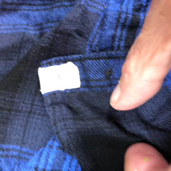 American Eagle Outfitters Women's Shirt Medium Long Sleeve Blackwatch Tartan - Picture 8 of 10